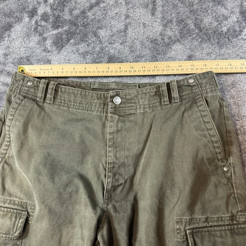 Brooks Brothers  Mens 37x32 Green Utility Cargo Pants